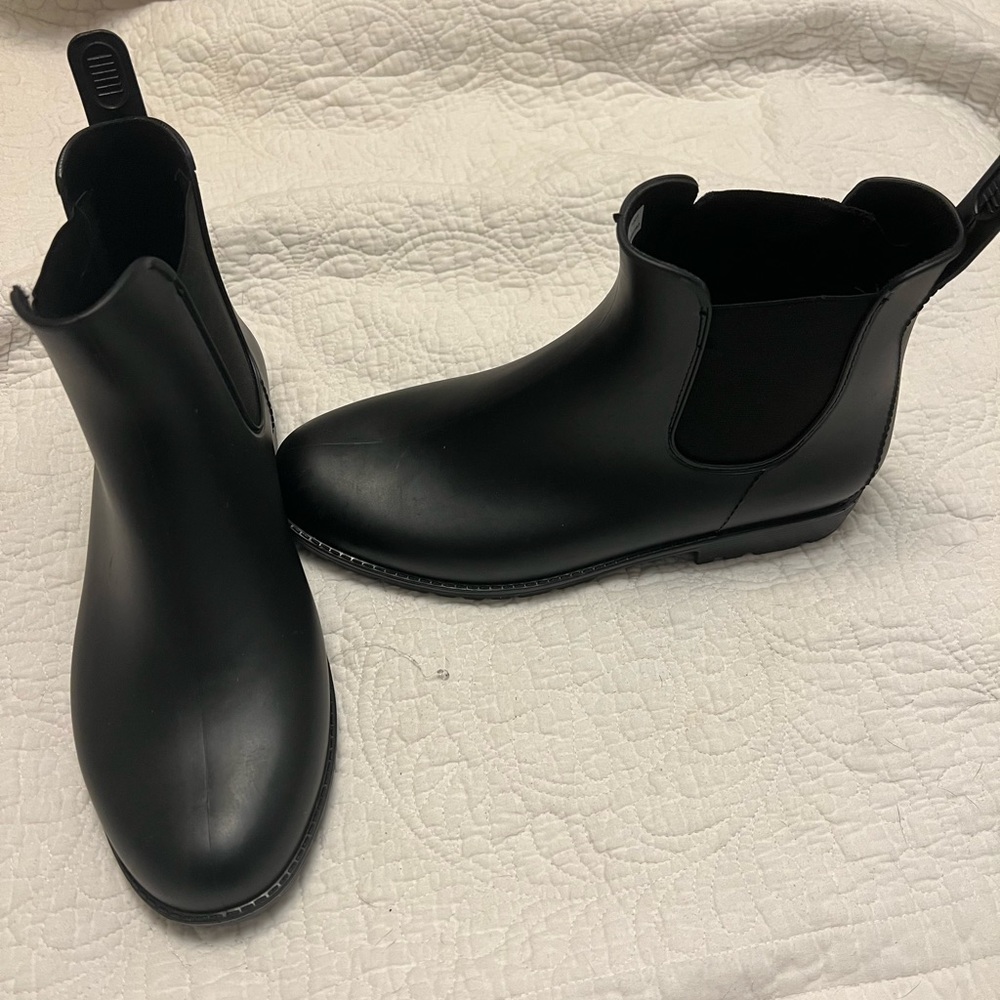 Rain boots